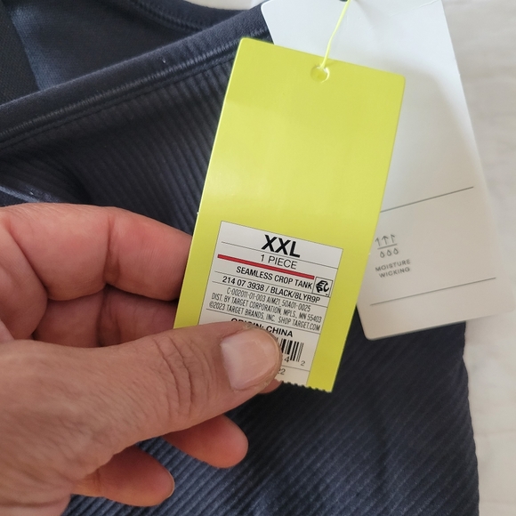 All In Motion Cropped Seamless Ribbed Tank XXL NWT Black Square Neckline Stretch - Picture 11 of 14